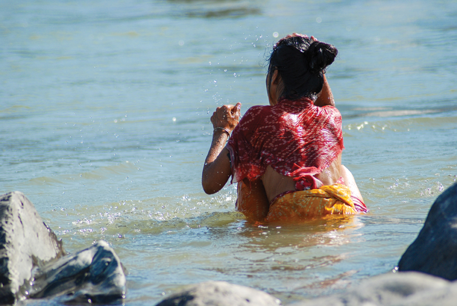 Divergent Streams: Feminists’ Engagements in Gendering Water